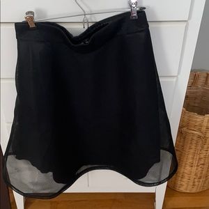 NY&Co. 7th Avenue Size L Black skirt w/ …